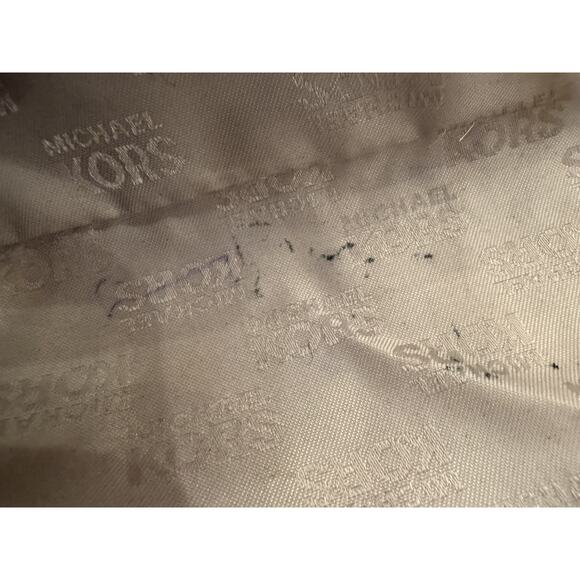 Michael Kors Astor Purple Suede Shoulder with COA - Picture 9 of 9